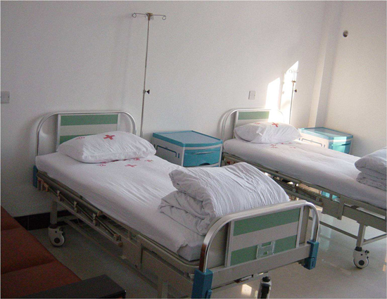 陪護家屬睡空床引發糾紛,如何處理比較妥當?