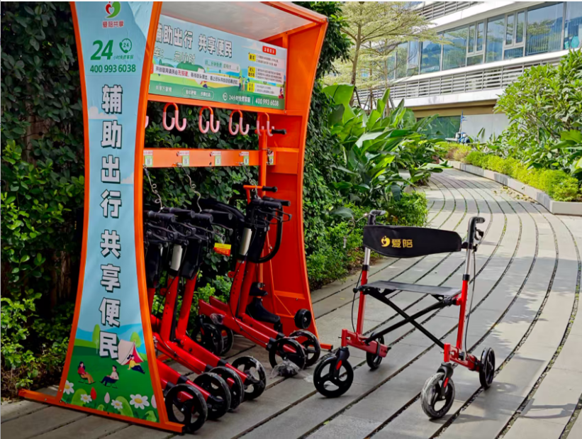 景區家庭出游神器：童車/輪椅/助步車，愛陪共享一站解決！